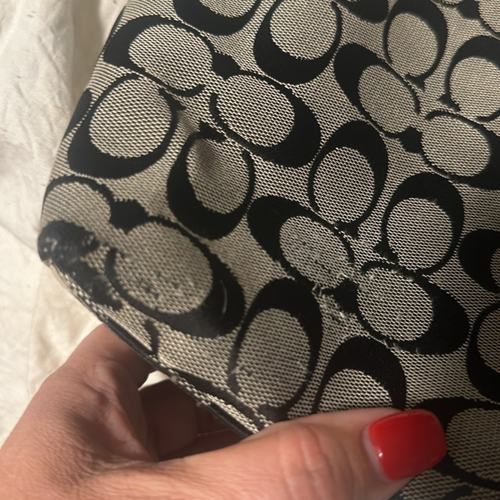 Coach Purse - Picture 4 of 4